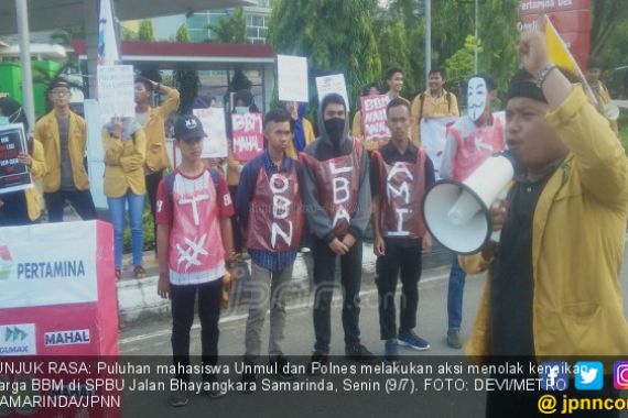 Harga BBM Naik 10 Kali, Mahasiswa Sebut Jokowi Pembohong - JPNN.COM