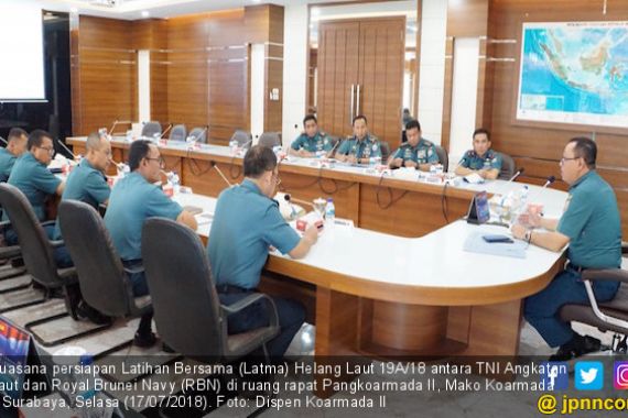 TNI AL dan AL Brunei Gelar Latihan Bersama Helang Laut 2018 - JPNN.COM