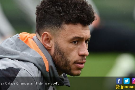 Aduh! Oxlade Chamberlain Absen Bela Liverpool Satu Musim - JPNN.COM