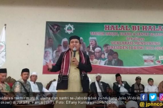 Ulama, Takmir Masjid dan Santri Makin Sreg Dukung Jokowi - JPNN.COM