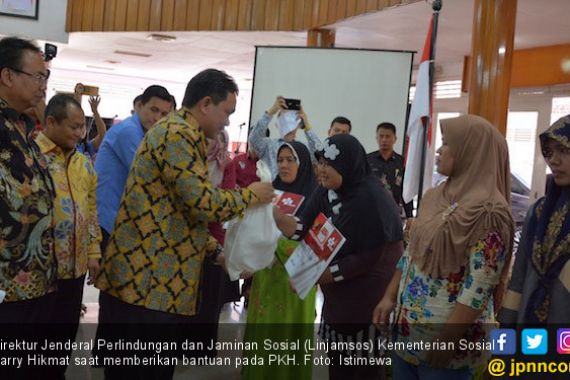 Jumlah Penduduk Miskin Indonesia Turun 1,8 Juta Jiwa - JPNN.COM