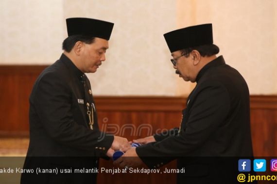 Masa Krusial, Gubernur Lantik Penjabat Sekdaprov - JPNN.COM