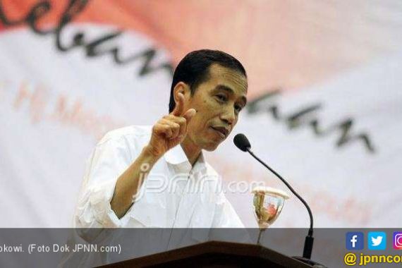 Sahabat Rakyat Indonesia Gelar Jalan Sehat Bersama Jokowi - JPNN.COM