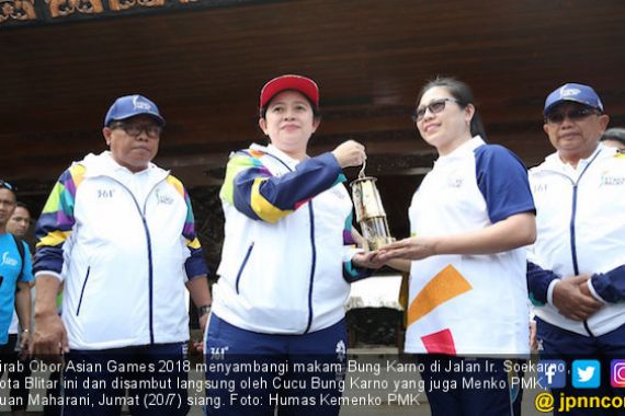 Menko PMK Sambut Kirab Obor Asian Games 2018 di Kota Blitar - JPNN.COM