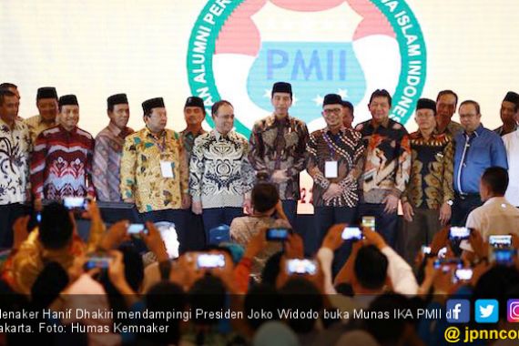  Menaker Hanif Dampingi Jokowi Buka Munas IKA PMII - JPNN.COM