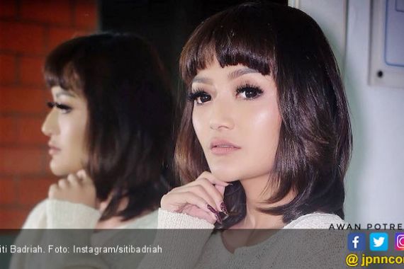 Siti Badriah Dilamar di Korea - JPNN.COM