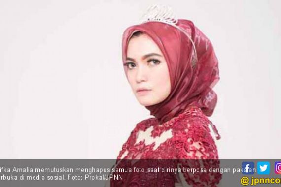 Berhijab, Rifka Si Model Cantik Hapus Semua Foto Terbuka - JPNN.COM