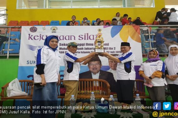 Dewan Masjid Indonesia Berperan Aktif Majukan Pencak Silat - JPNN.COM