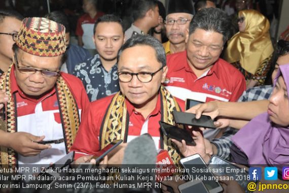 Adik Ditangkap KPK, Zulkifli Hasan Minta Maaf - JPNN.COM