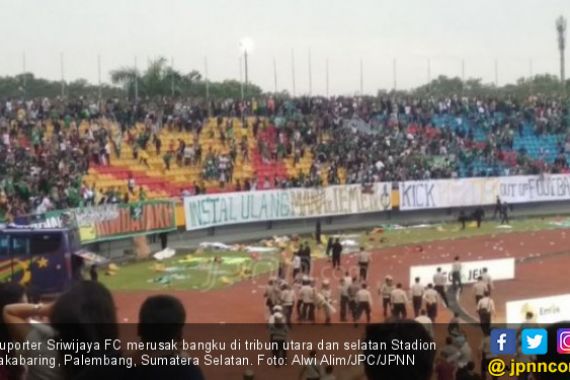 Suporter Rusak Stadion, Sriwijaya FC Didenda Rp 150 Juta - JPNN.COM