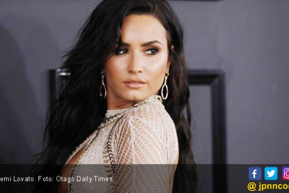 Overdosis, Demi Lovato Terpaksa Bikin Fans Kecewa - JPNN.COM