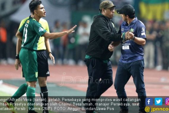 3 Persebaya vs Persib 4: Alfredo Dicaci dan Dilempari - JPNN.COM