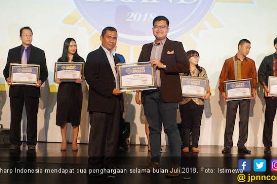 Sharp Indonesia Raih Penghargaan GDI dan Top Brand 2018 - JPNN.COM