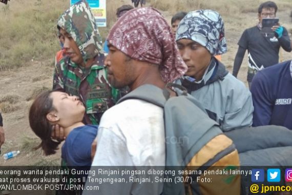 Pendaki Gunung Rinjani Minta Dijemput pakai Helikopter - JPNN.COM