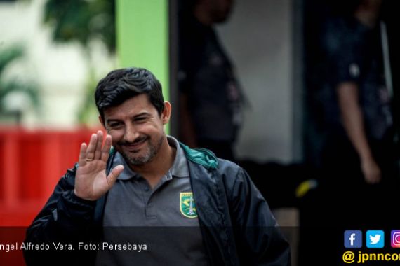 Alfredo Mundur dari Persebaya: Terima Kasih, Coach! - JPNN.COM