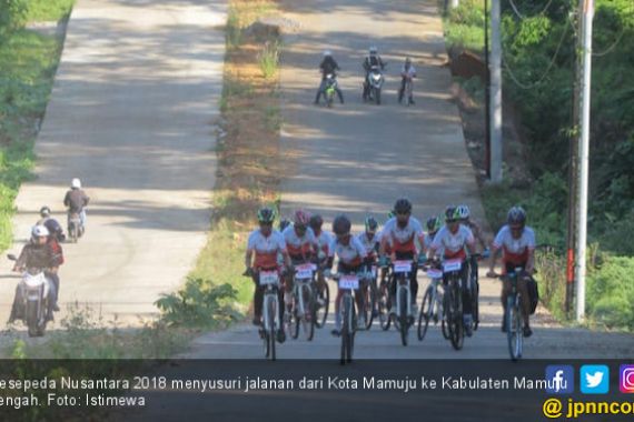 Rombongan Pegowes Sepeda Nusantara Menuju Mamuju Tengah - JPNN.COM