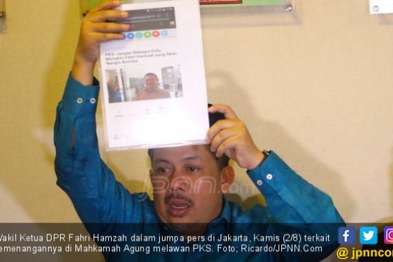 Menang Lagi Lawan PKS, Fahri Hamzah Langsung Tancap Gas - JPNN.COM