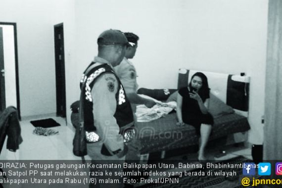 Pasangan Mesum Ngamar, Selimut Berantakan, Mencurigakan - JPNN.COM