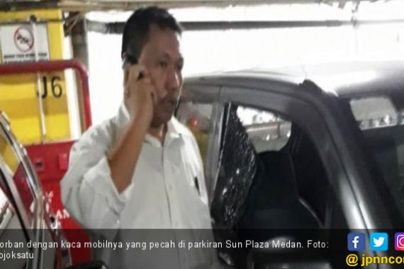 Kaca Mobil Pecah, Uang Rp 55 Juta Raib Digondong Bandit - JPNN.COM