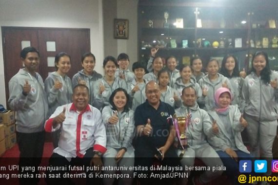 Juara di Malaysia, Tim Futsal Putri Disambut Kemenpora - JPNN.COM