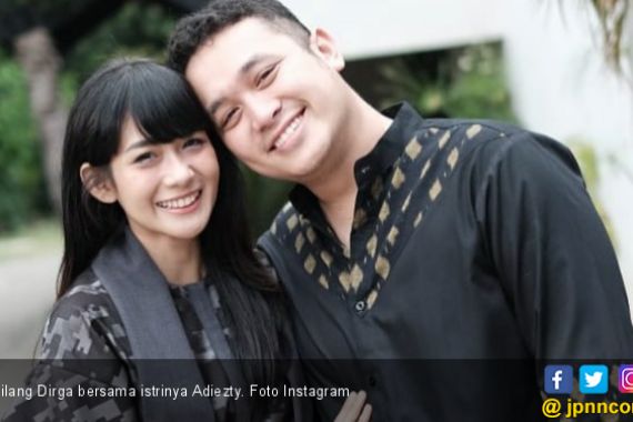 Rayakan Pernikahan 2 Tahun, Gilang Dirga Minta Maaf ke Istri - JPNN.COM