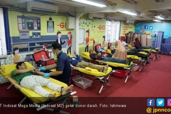 Indosat M2 Gelar Donor Darah, Disetorkan ke PMI - JPNN.COM