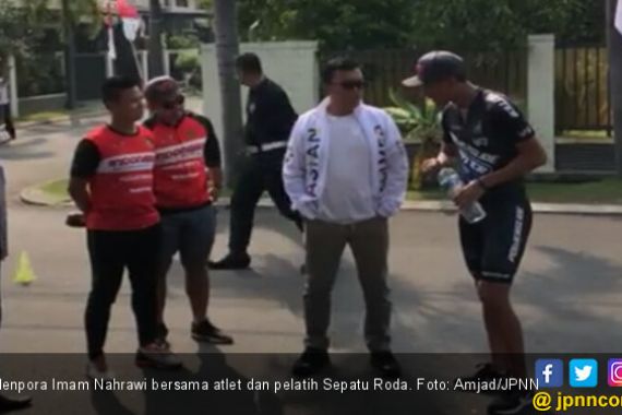 Pesan Menpora Saat Berkunjung ke Pelatnas Sepatu Roda - JPNN.COM