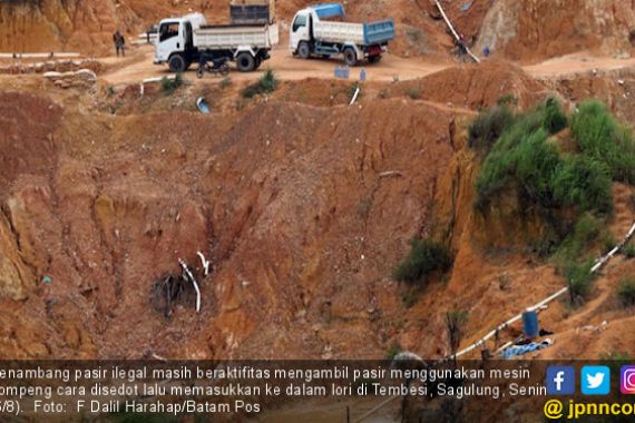 Tambang Pasir Ilegal Beroperasi, Bukit di Batam Makin Gundul - JPNN.COM
