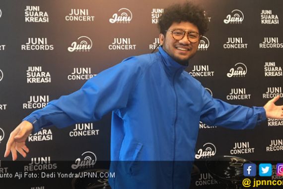 Kunto Aji Persiapkan Lagu Klasik untuk AMI Awards 2018 - JPNN.COM