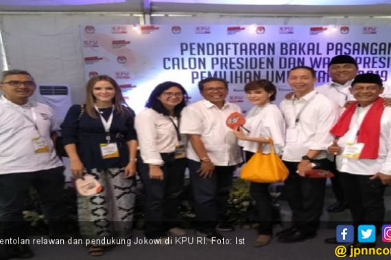Relawan Buruh: Jokowi - Kiai Ma'ruf Saling Mengisi - JPNN.COM