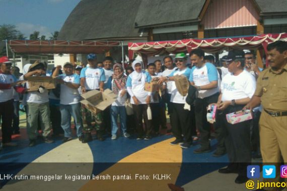 Lestarikan Pesisir dan Laut Melalui Aksi Bersih Pantai - JPNN.COM