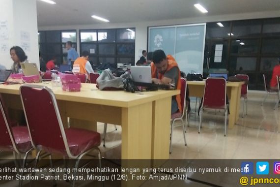 Wartawan Asing Keluhkan AC di Media Center Tak Dingin - JPNN.COM