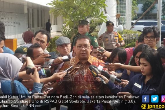 Fadli Zon Siap Ladeni Farhat Abbas - JPNN.COM