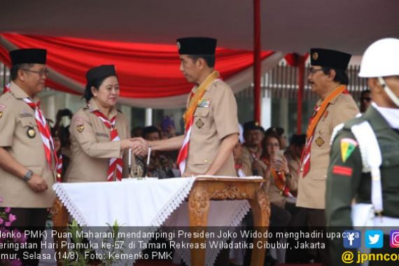 Menteri Puan Dampingi Jokowi Hadiri Upacara Hari Pramuka - JPNN.COM