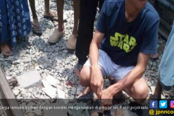 Pemotor Kritis Ditabrak KA di Perlintasan Tanjungbalai - JPNN.COM