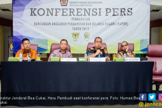 Penerimaan Bea Cukai Tumbuh Tertinggi Dalam Tiga Tahun - JPNN.COM