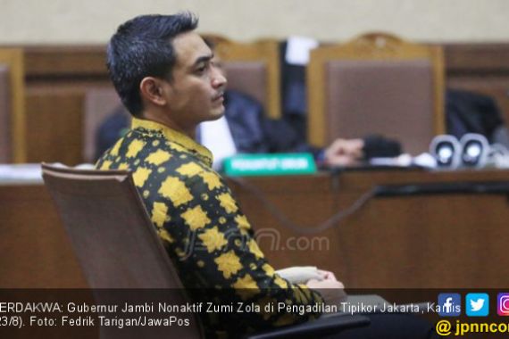 Jokowi Berhentikan Zumi Zola, Jambi Segera Punya Gubernur Baru - JPNN.COM