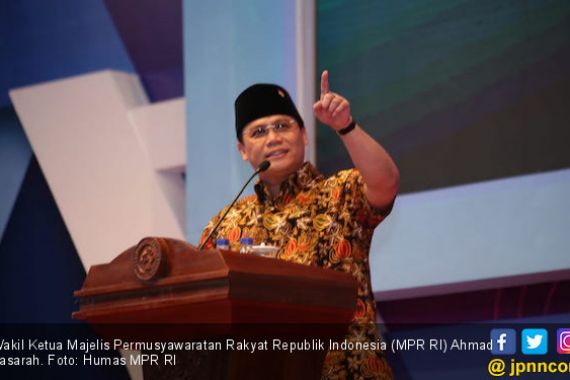 MPR: Hikmah Idulfitri Adalah Silaturahmi dan Persatuan Nasional - JPNN.COM