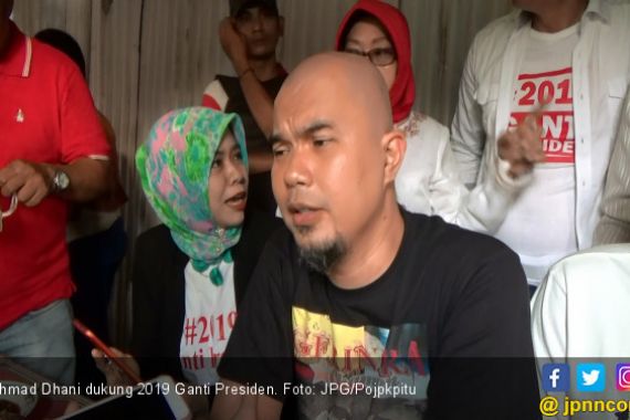 Ahmad Dhani Sebut yang Tolak 2019 Ganti Presiden, Idiot - JPNN.COM