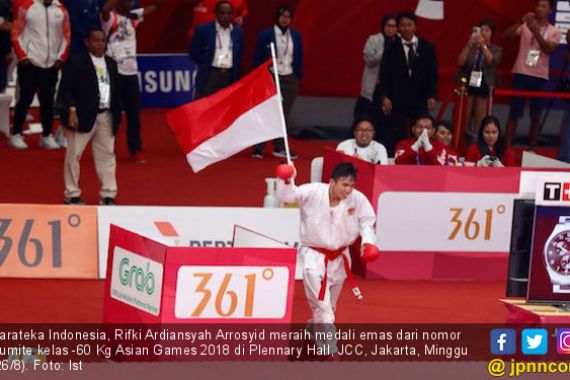 Karateka Rifki Ardiansyah Beri Emas ke-11 untuk Indonesia - JPNN.COM