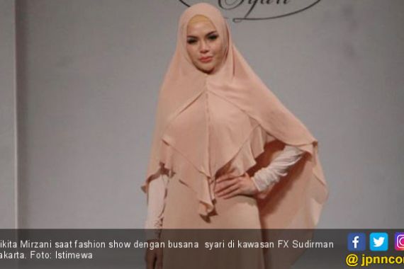 Gegara Ini, Nikita Mirzani Sempat Pengin Lepas Hijab - JPNN.COM