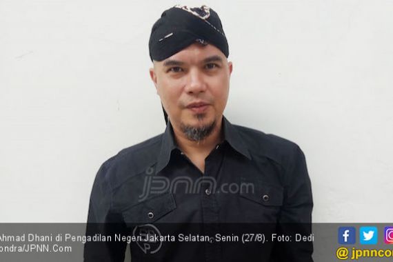Begini Reaksi Anak Saat Ahmad Dhani Ditolak di Surabaya - JPNN.COM