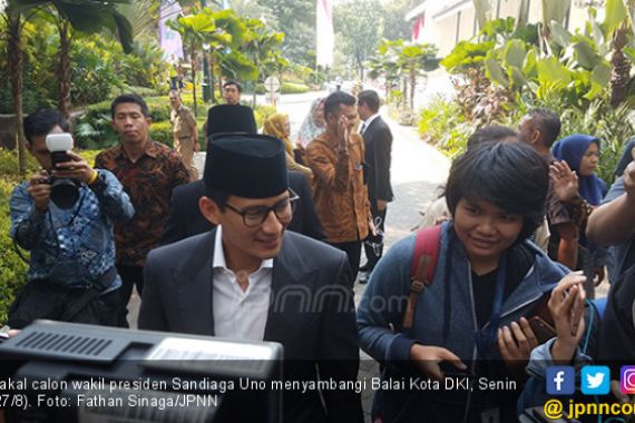Kubu Jokowi Minta Sandi Tidak Berpolitik Praktis di Kampus - JPNN.COM