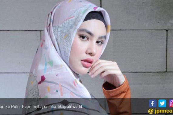 Tubuh Kartika Putri Terkena Cacar Air - JPNN.COM
