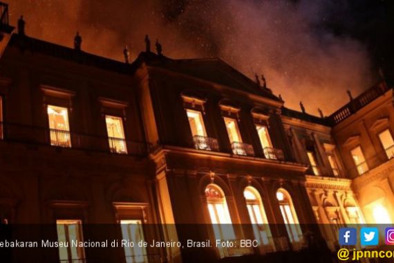 Museum Nasional Brasil Dilalap Api, Pemerintah Disalahkan - JPNN.COM