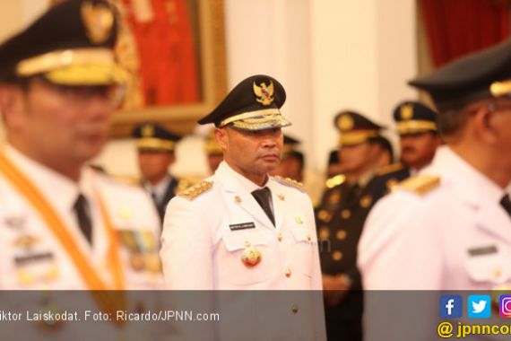Gubernur Viktor Laiskodat Tak Melarang #2019GantiPresiden - JPNN.COM
