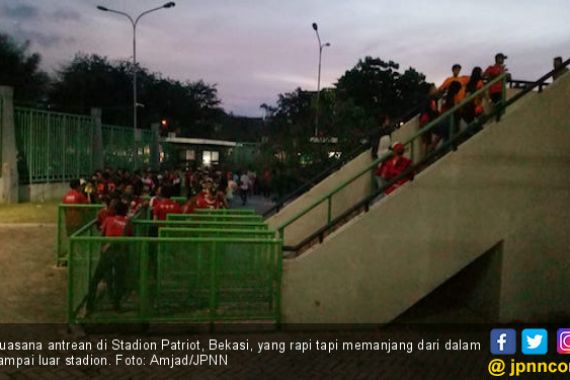 The Jakmania Antusias Nonton Laga Persija vs Selangor FA - JPNN.COM