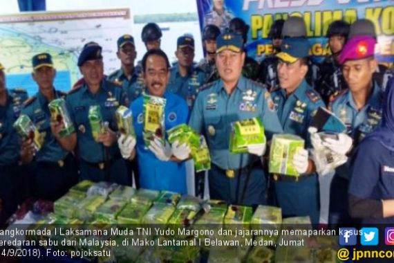 TNI AL Gagalkan Penyeludupan 67,4 Kg Sabu-sabu di Seruwai - JPNN.COM