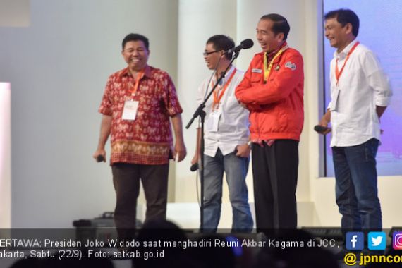 Ha Ha Ha... Aksi Elek Yo Band Bikin Pak Jokowi Mulas - JPNN.COM