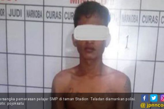 Peras Pelajar SMP, Pria Bertato Ditangkap di Taman Stadion - JPNN.COM